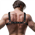 FETISH SUBMISSIVE ATTITUDE - Justerbart Brystkrysset Bulldog Harness i Økoskinn for Menn