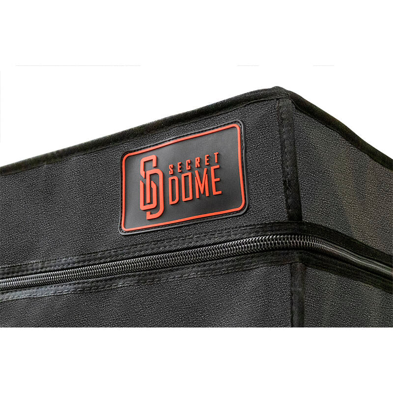 SECRET DOME - Kink Club Bukkake-kabinett