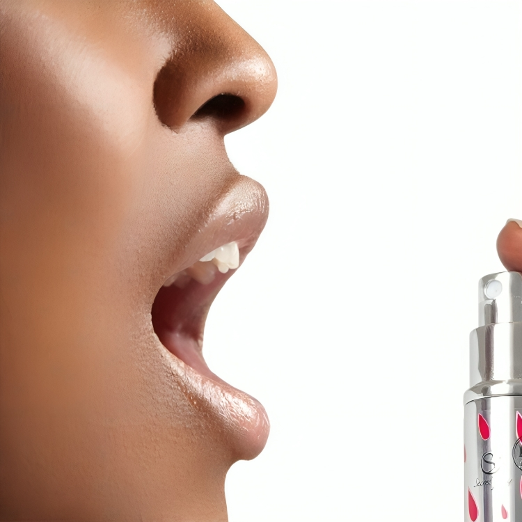 SECRETPLAY - Oralsex-spray Jordbær