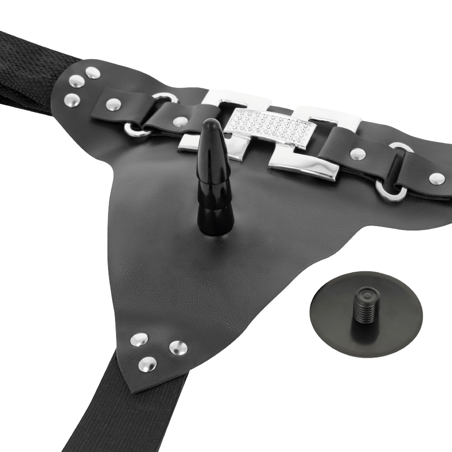 HARNESS ATTRACTION - Emmett Vibrerende Strap-on 16,5 cm